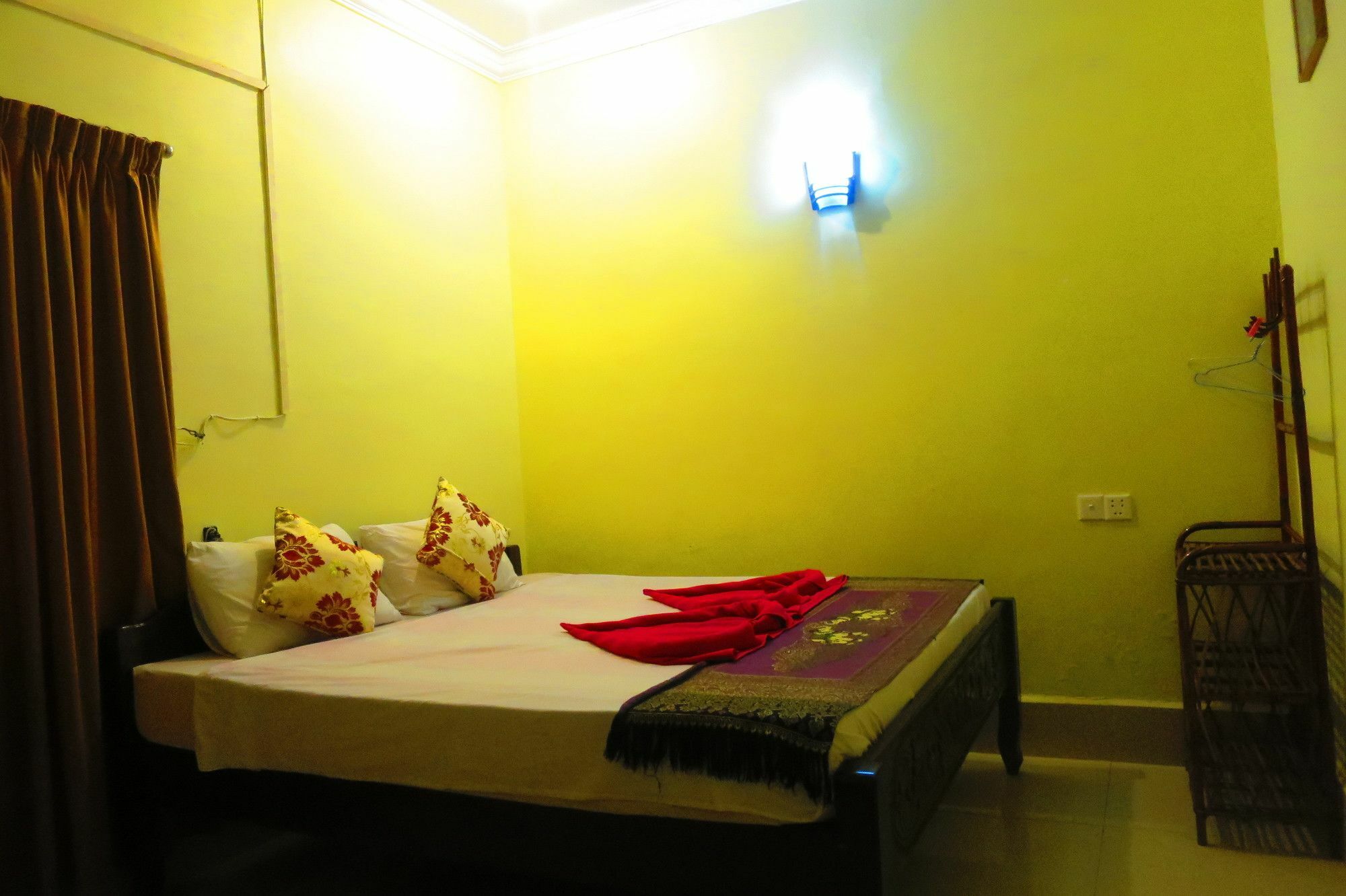 Kampot Guesthouse Екстериор снимка